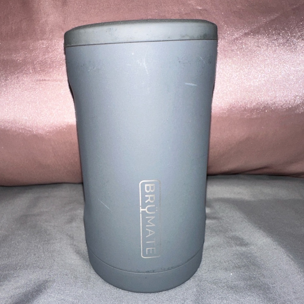 BrüMate Insulated Tumbler in Gray